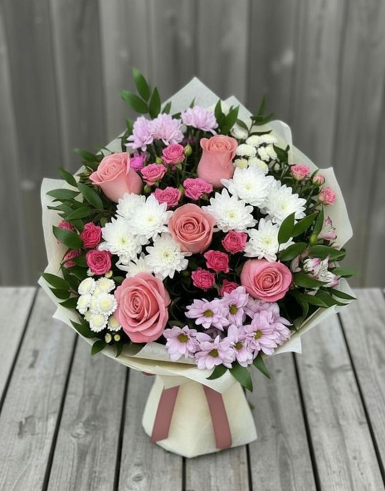 Букет цветов из: Альстромерии, Гвоздики, Розы и Хризантемы в Дубовой Роще