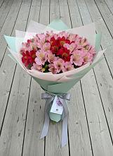 Букет цветов из:  Альстромерии #REPLACE_PRED# Дубовой Роще