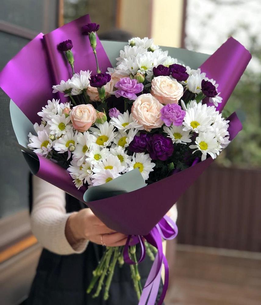 Букет цветов из: Хризантемы, Гвоздики и Розы в Дубовой Роще