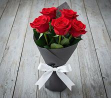 Букет 5 Красных роз Эдлесс Лав #REPLACE_PRED# Дубовой Роще