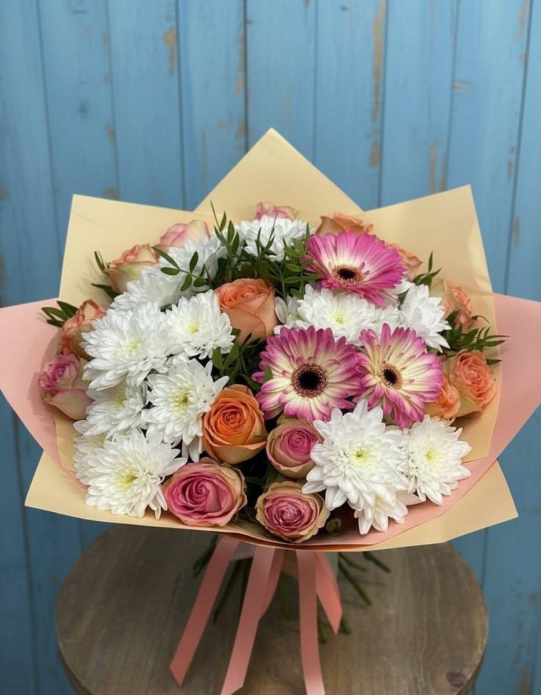 Букет цветов из: Розы, Герберы и Хризантемы в Дубовой Роще