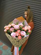 Букет цветов из:  Розы #REPLACE_PRED# Дубовой Роще
