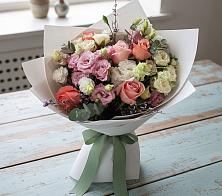 Букет цветов из:  Розы, Лизиантусы и Гвоздики в Дубовой Роще