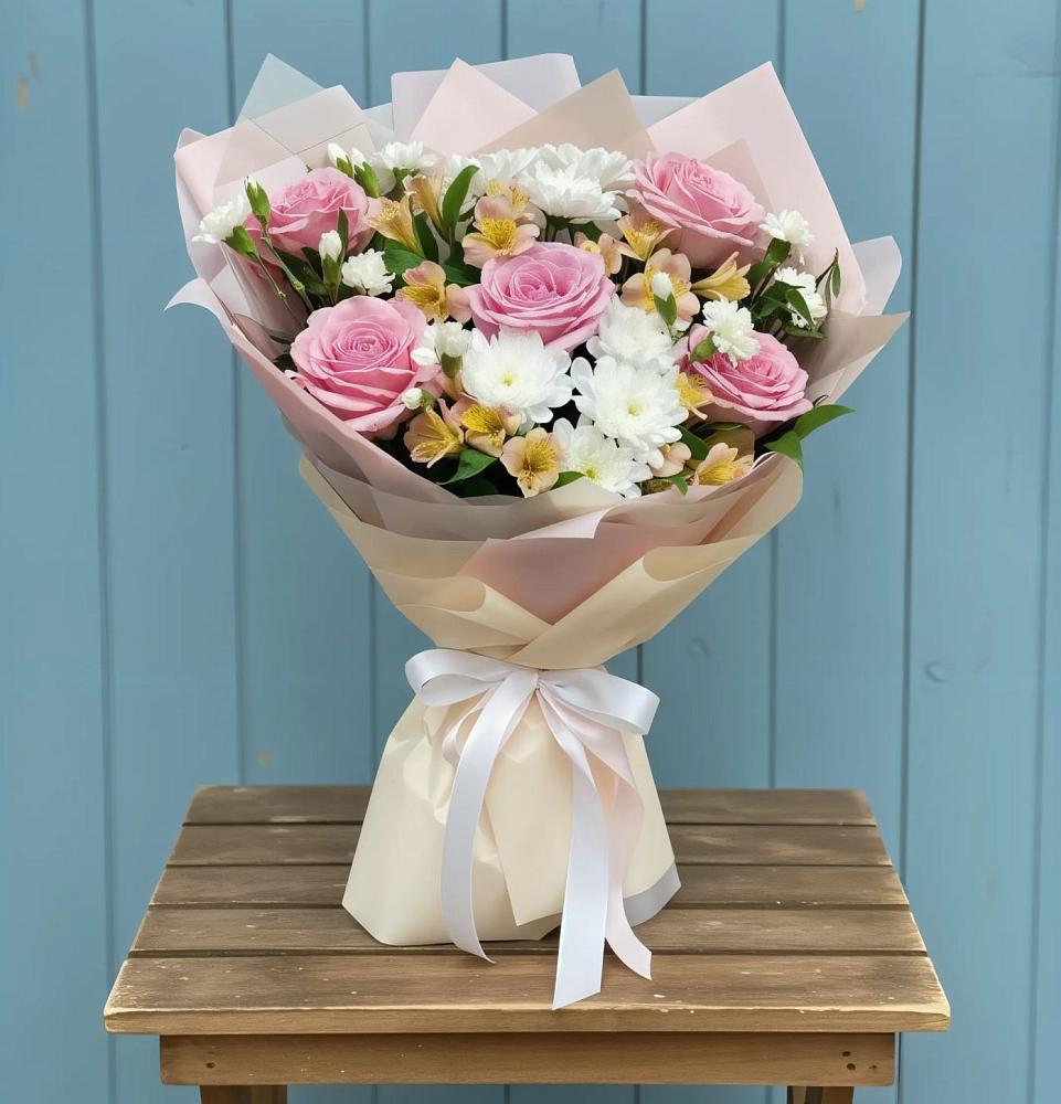 Букет цветов из: Гвоздики, Орхидеи и Розы в Дубовой Роще