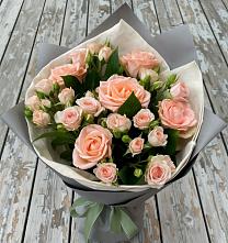 Букет цветов из:  Розы #REPLACE_PRED# Дубовой Роще