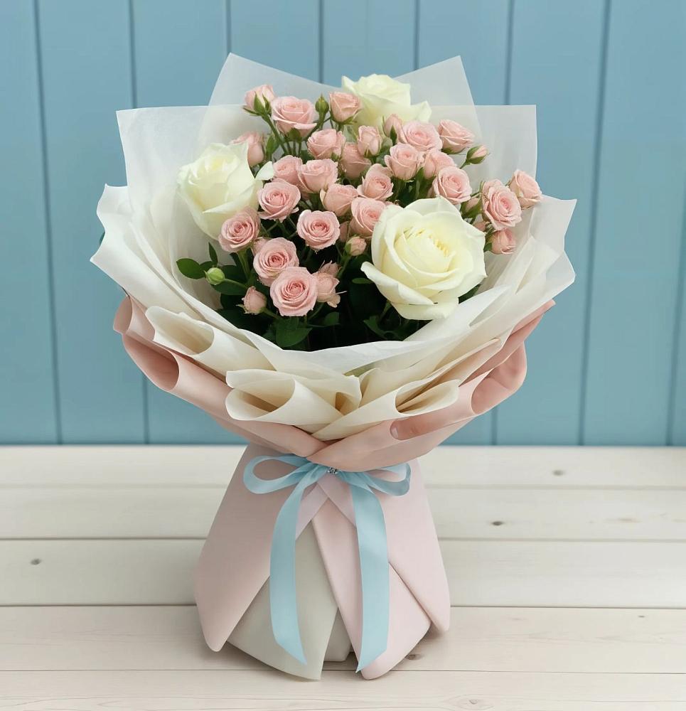 Букет цветов из: Розы в Дубовой Роще