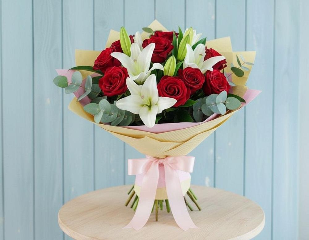 Букет цветов из: Лилии и Розы в Дубовой Роще